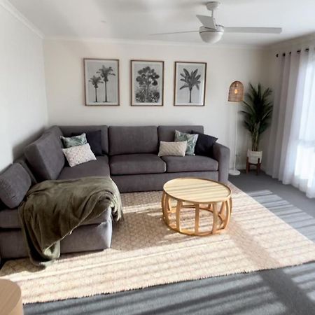 Port Vincent Motel & Apartments Екстериор снимка