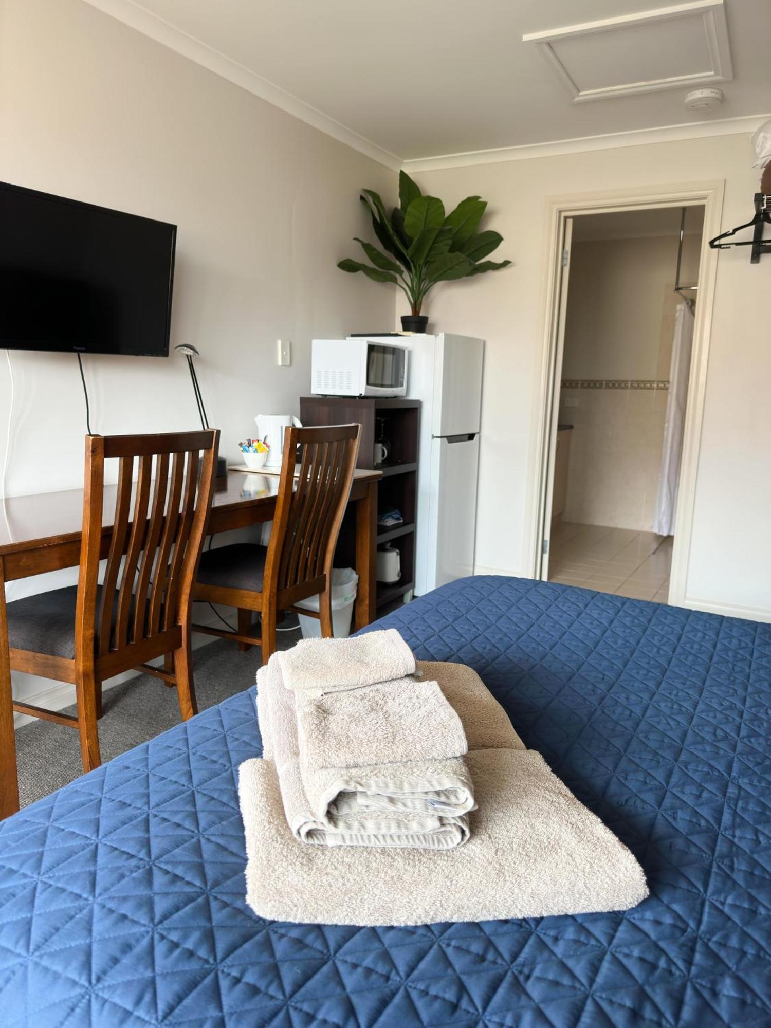Port Vincent Motel & Apartments Екстериор снимка