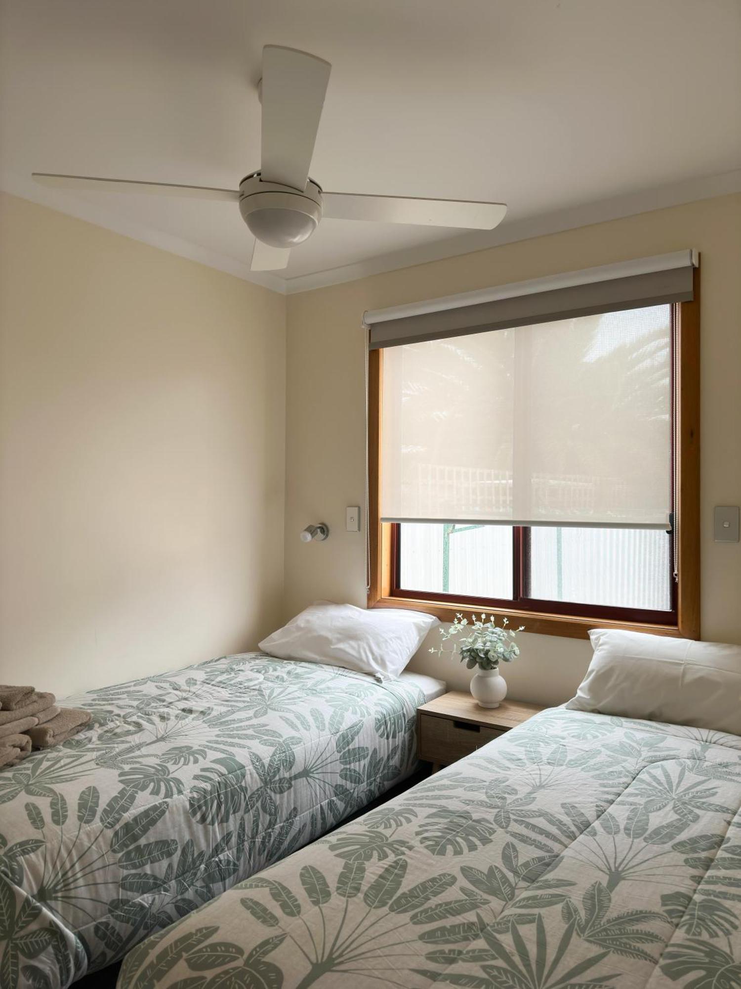 Port Vincent Motel & Apartments Екстериор снимка