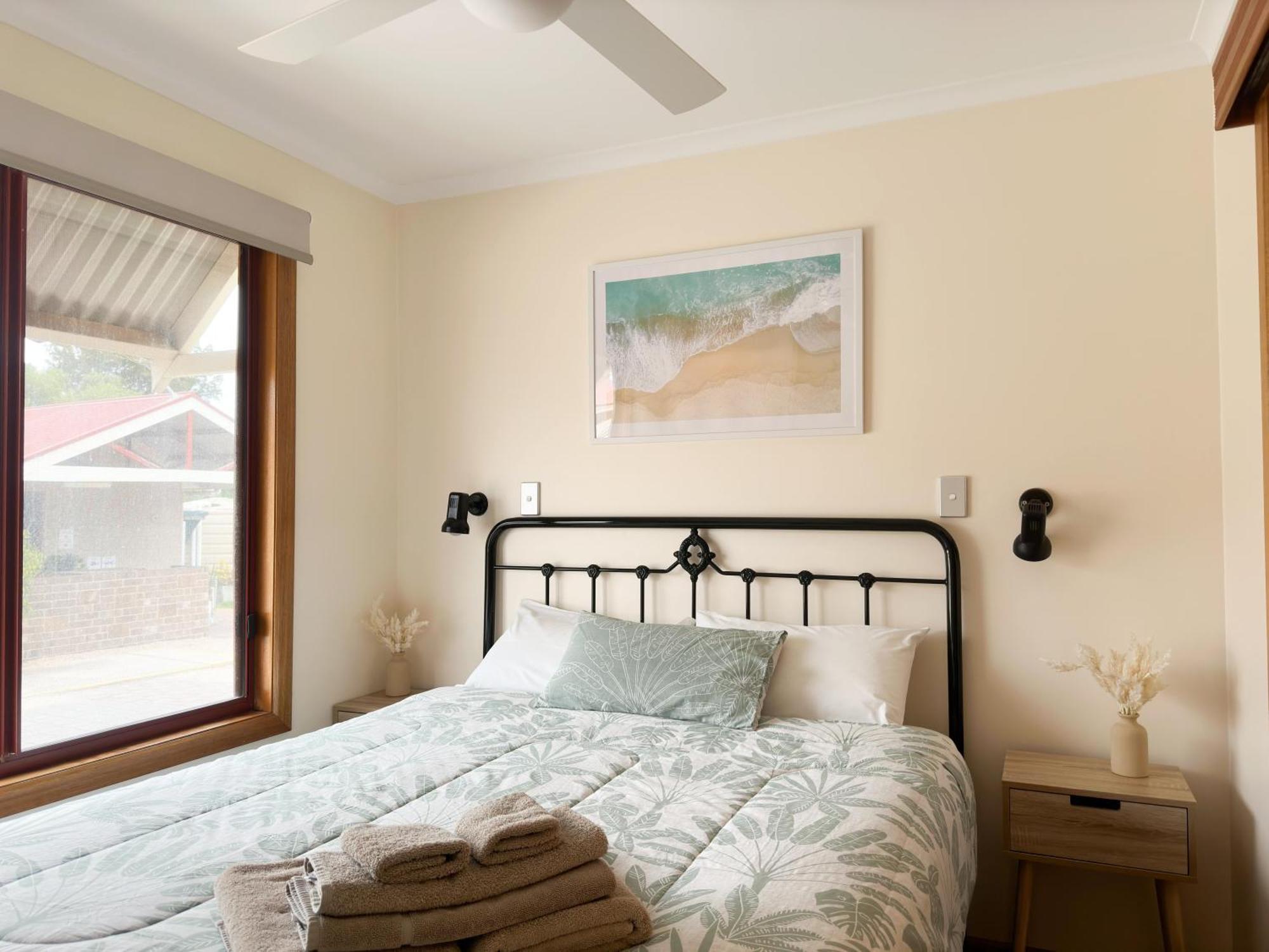Port Vincent Motel & Apartments Екстериор снимка